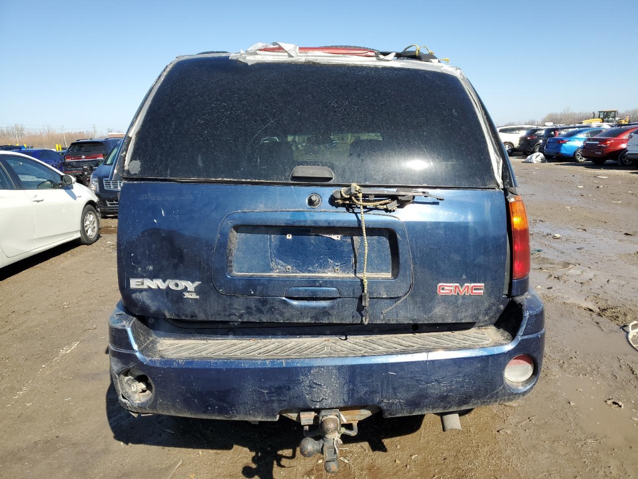 2004 GMC Envoy - Image 6