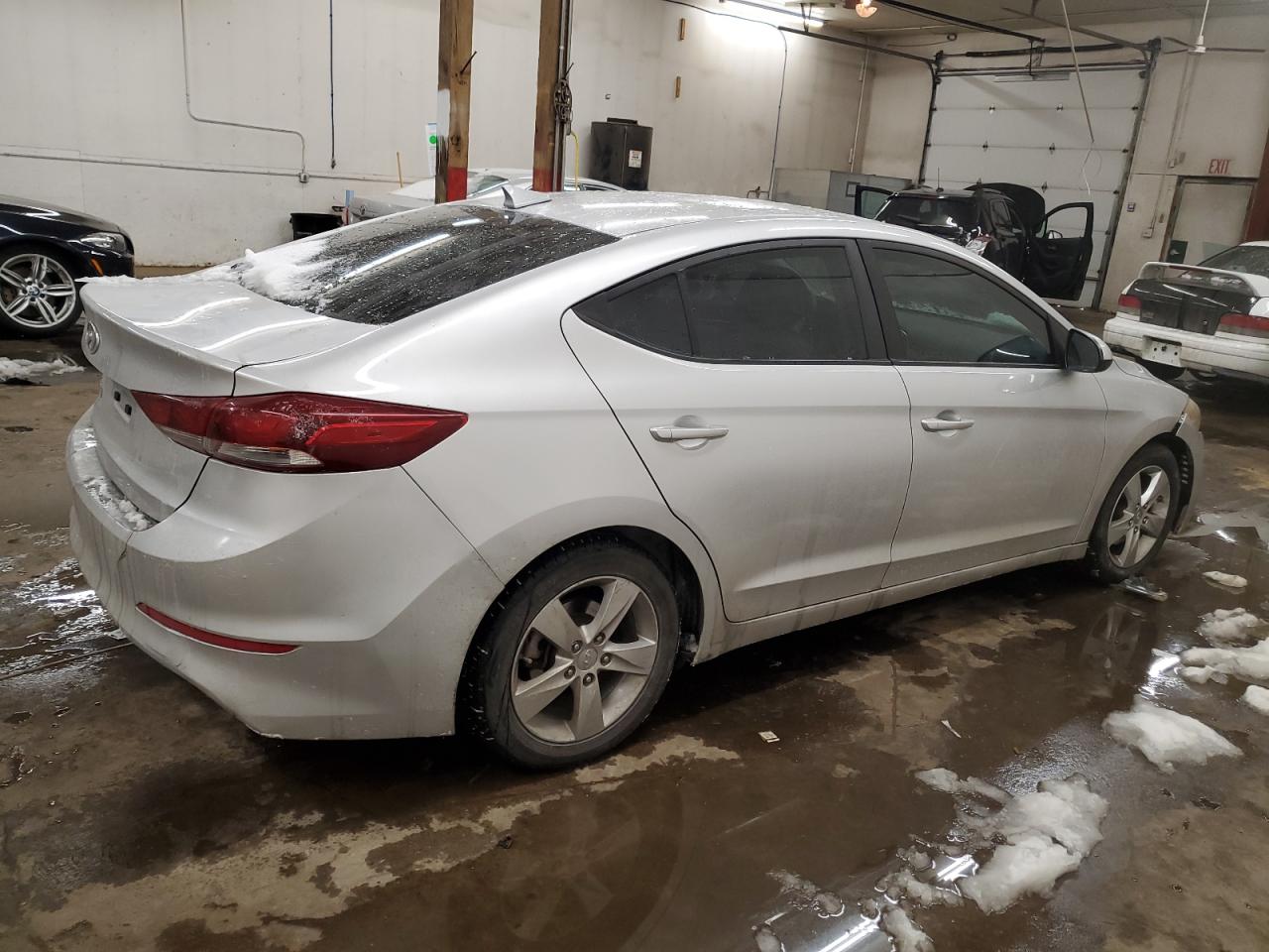 2018 Hyundai Elantra - Image 3