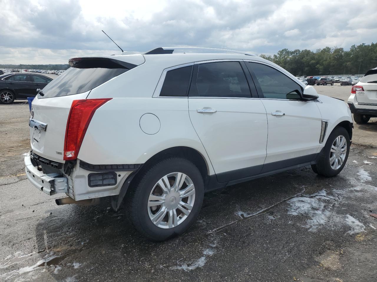 2015 Cadillac SRX - Image 3