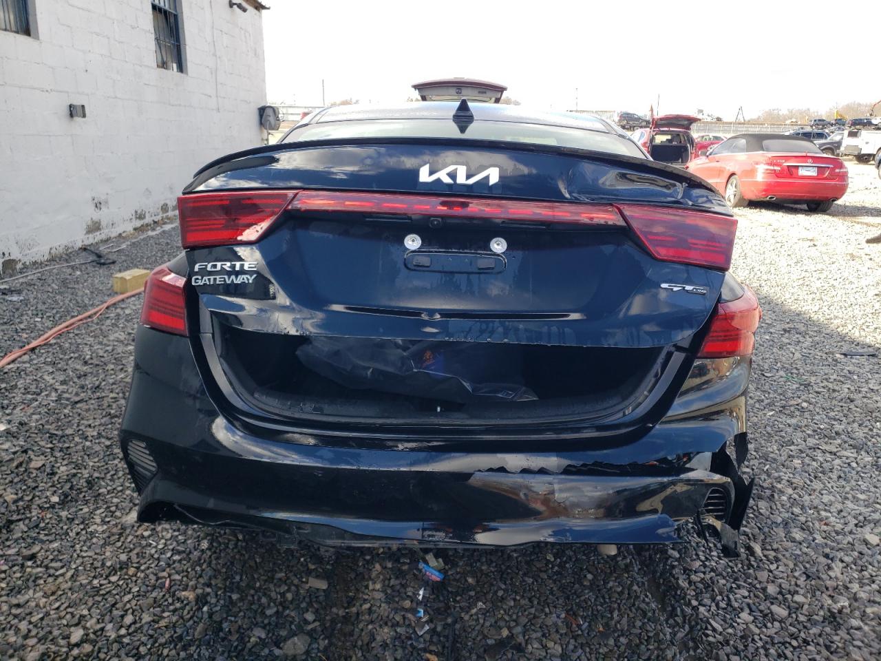 2023 Kia Forte - Image 6