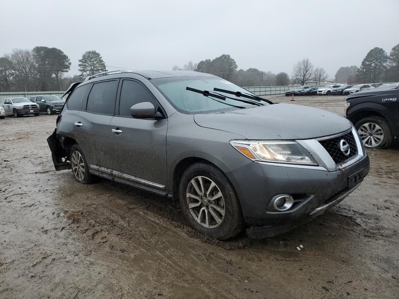 2015 Nissan Pathfinder - Image 4