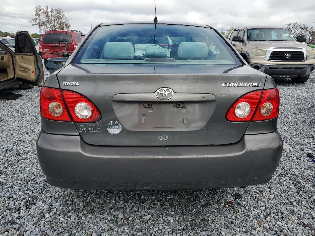 2007 Toyota Corolla - Image 6