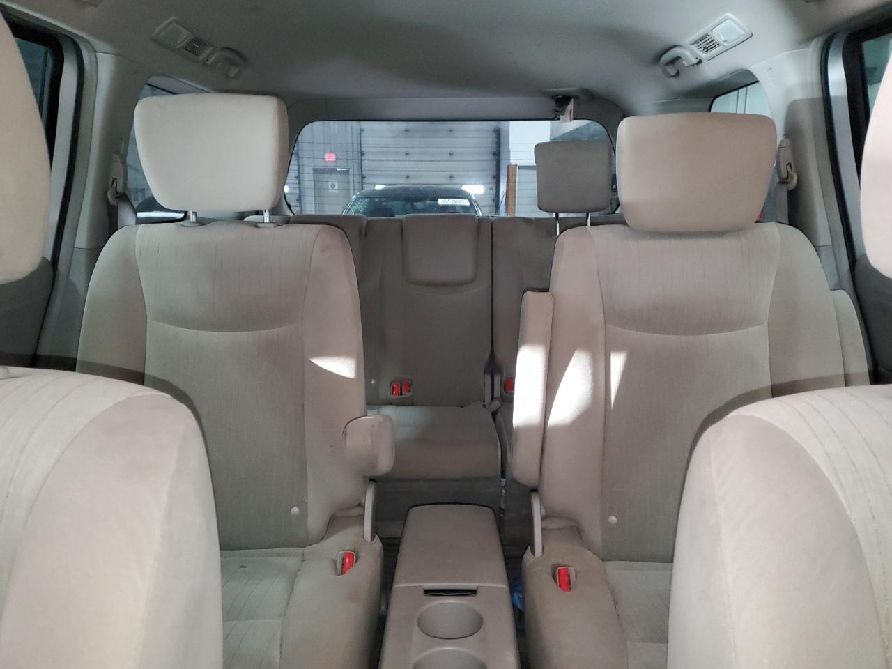 2017 Nissan Quest - Image 10