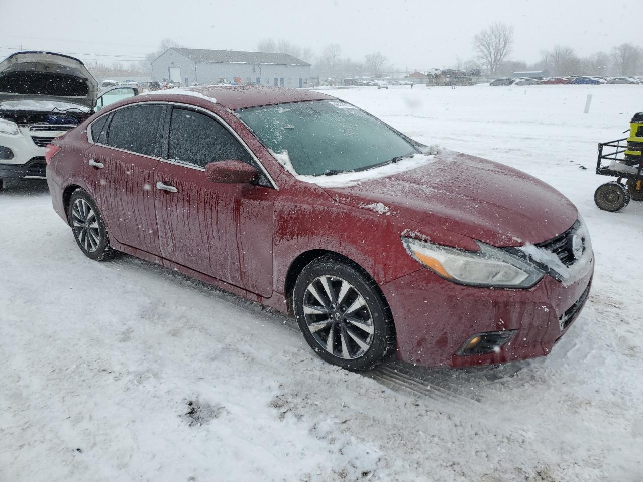 2017 Nissan Altima - Image 4