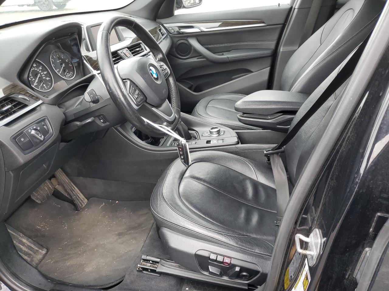 2017 BMW X1 - Image 7