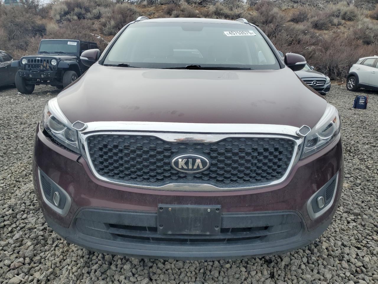 2017 Kia Sorento - Image 5