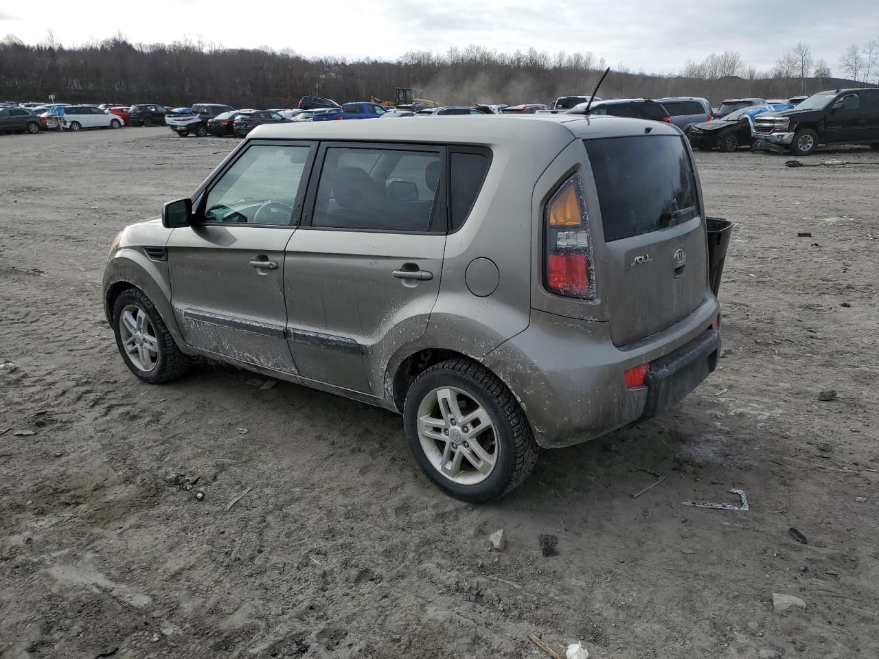 2011 Kia Soul - Image 2