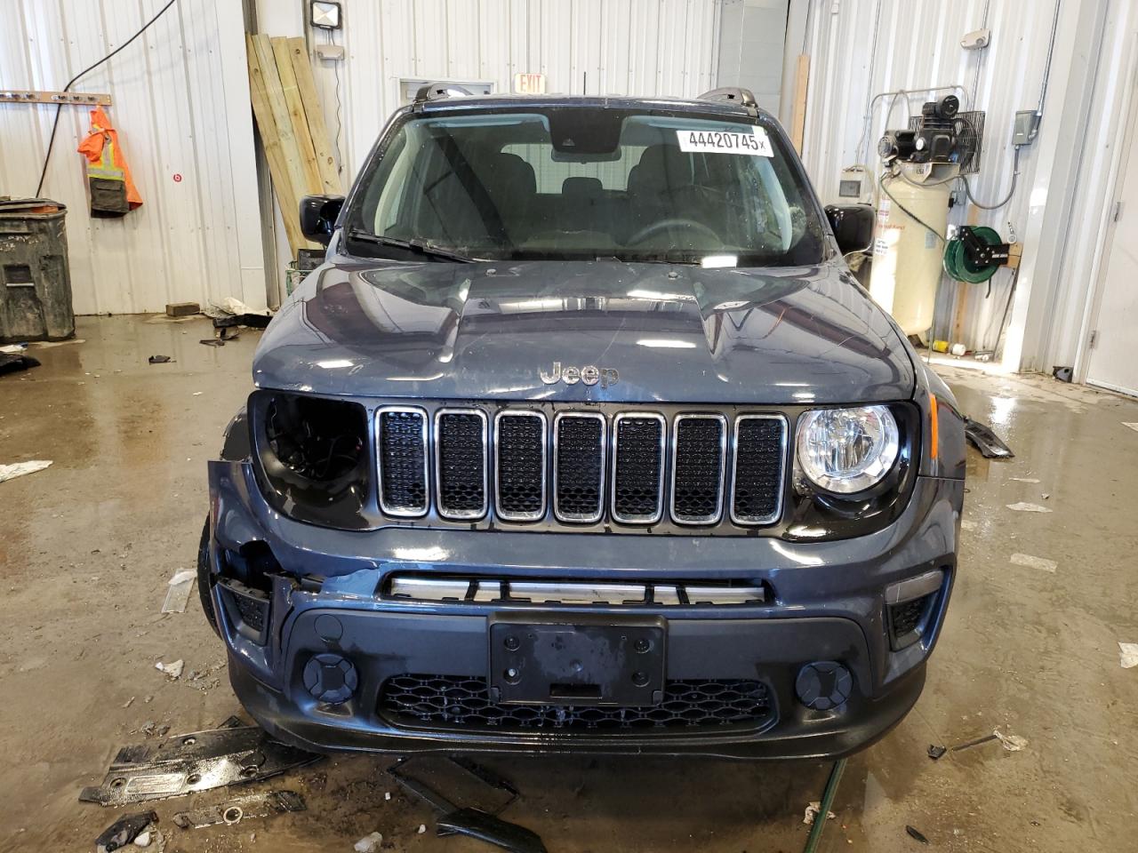 2021 Jeep Renegade - Image 5