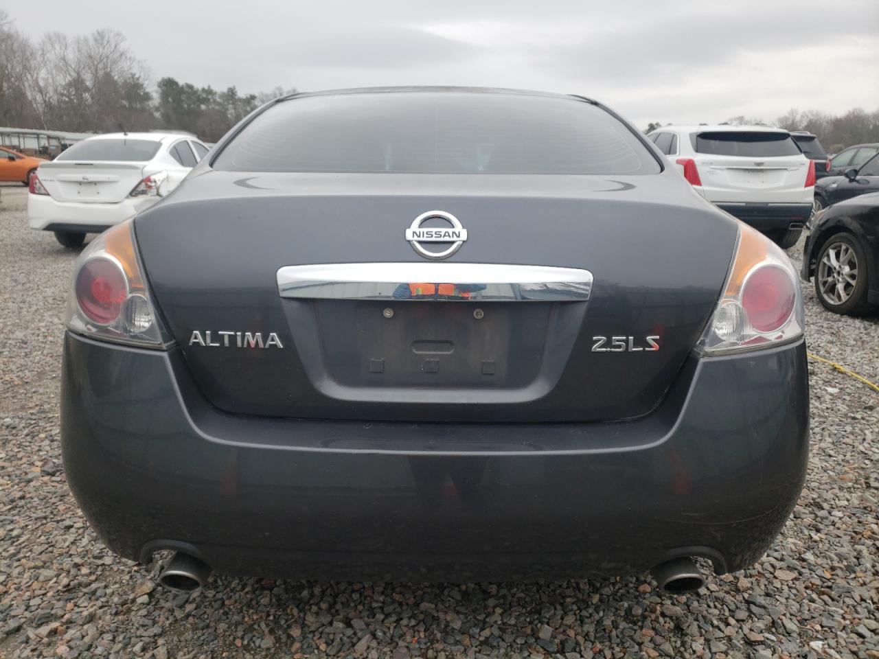 2011 Nissan Altima - Image 6