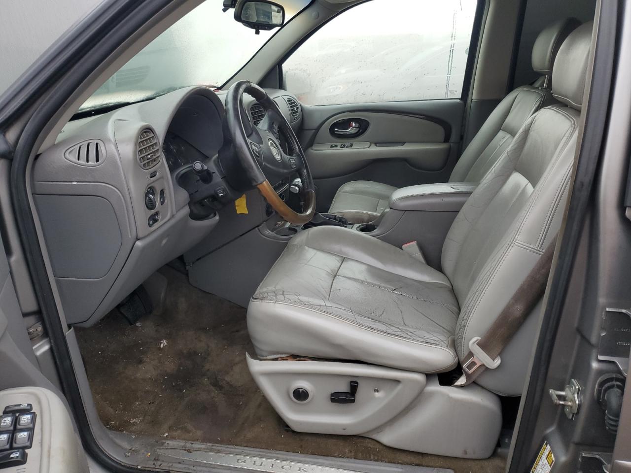 2005 Buick Rainer - Image 7