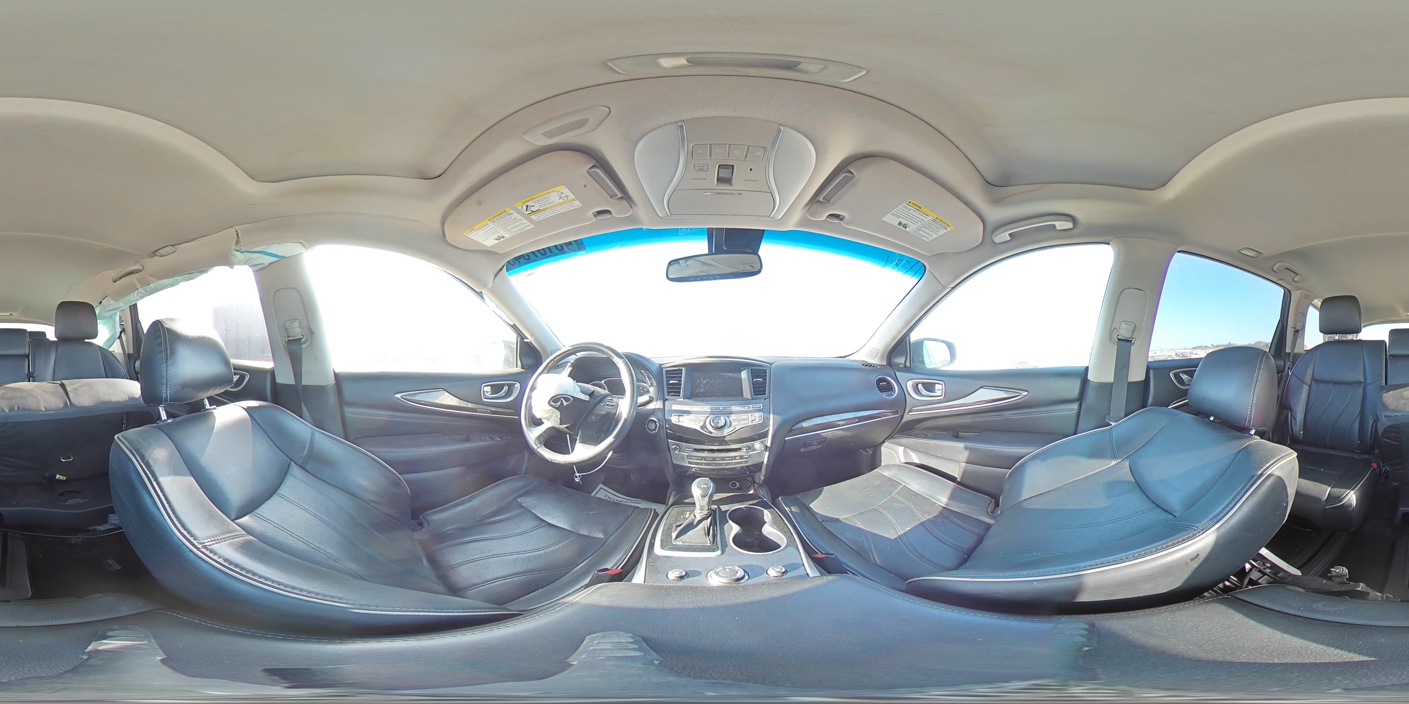 2017 Infiniti QX60 - Image 12
