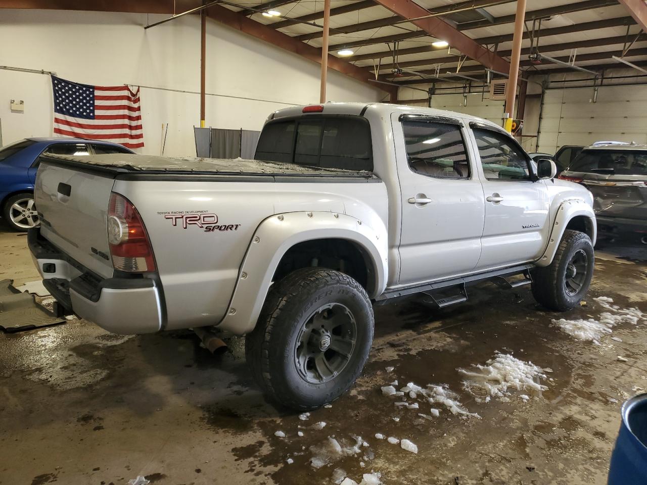 2010 Toyota Tacoma - Image 3