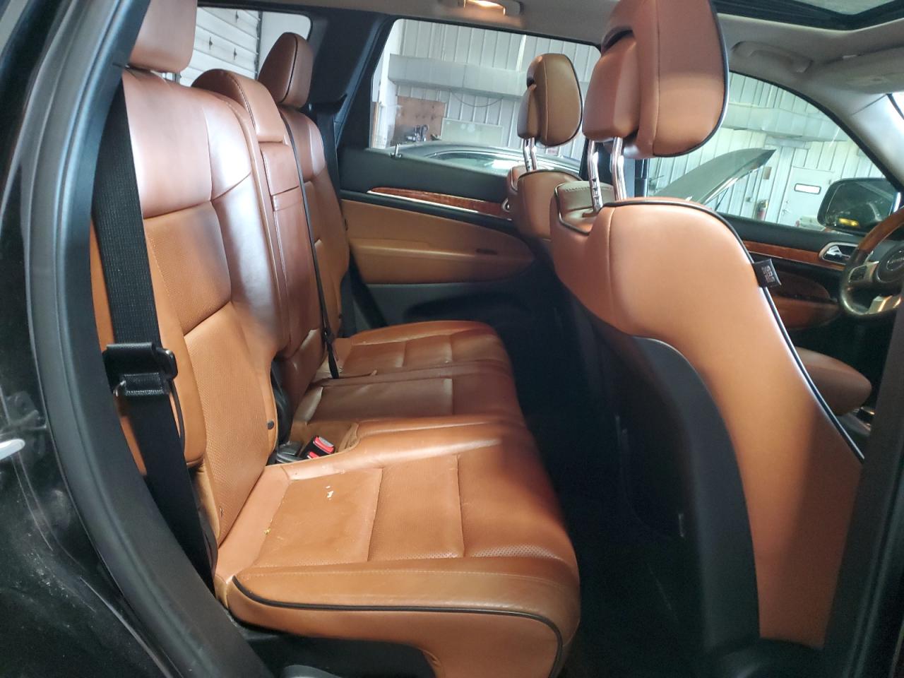 2013 Jeep Grand Cherokee - Image 12