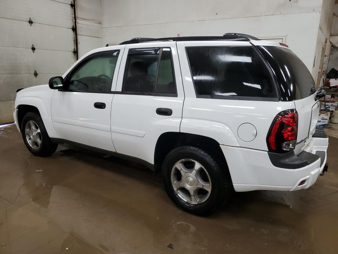 2007 Chevrolet TrailBlazer - Image 2