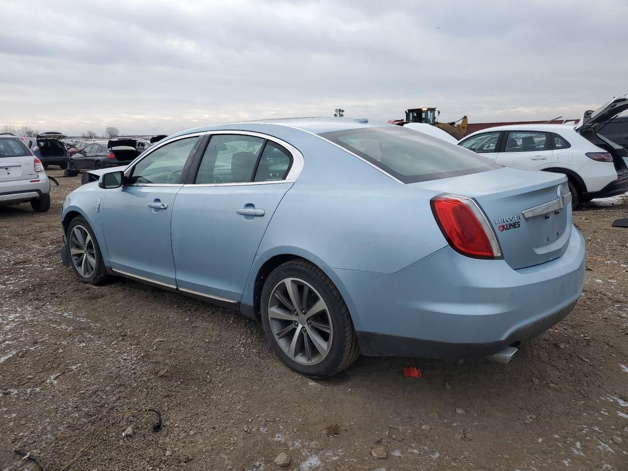2009 Lincoln MKS - Image 2