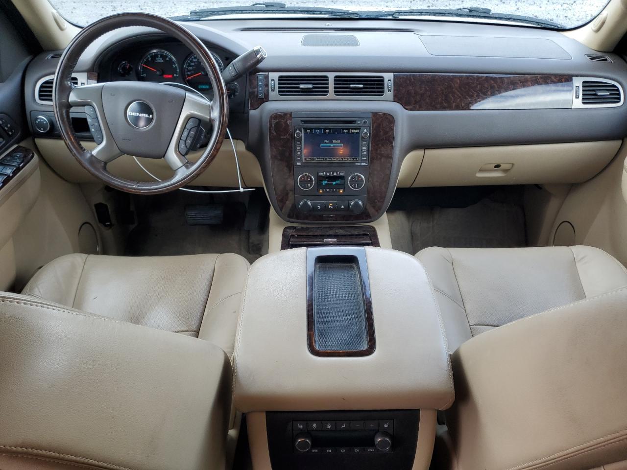 2011 GMC Yukon - Image 8