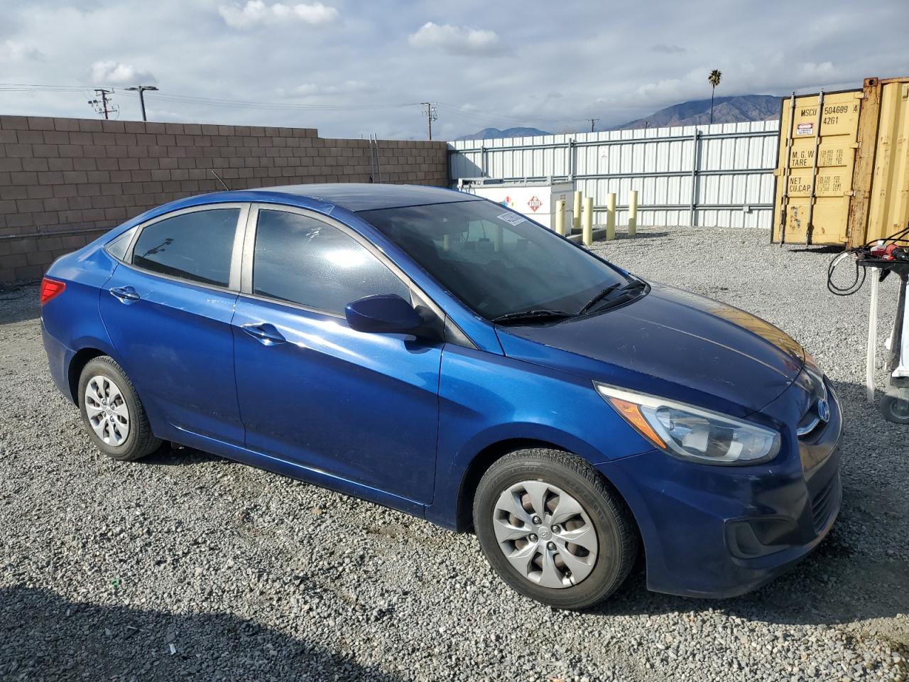 2015 Hyundai Accent - Image 4