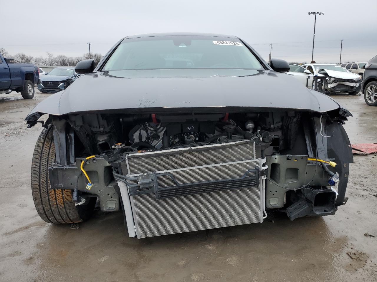 2021 Genesis G90 - Image 5