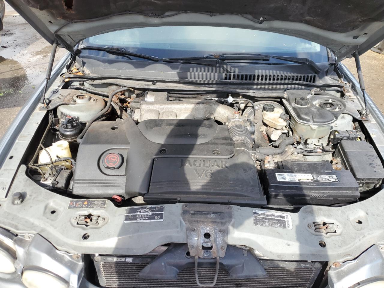2002 Jaguar X-Type - Image 11