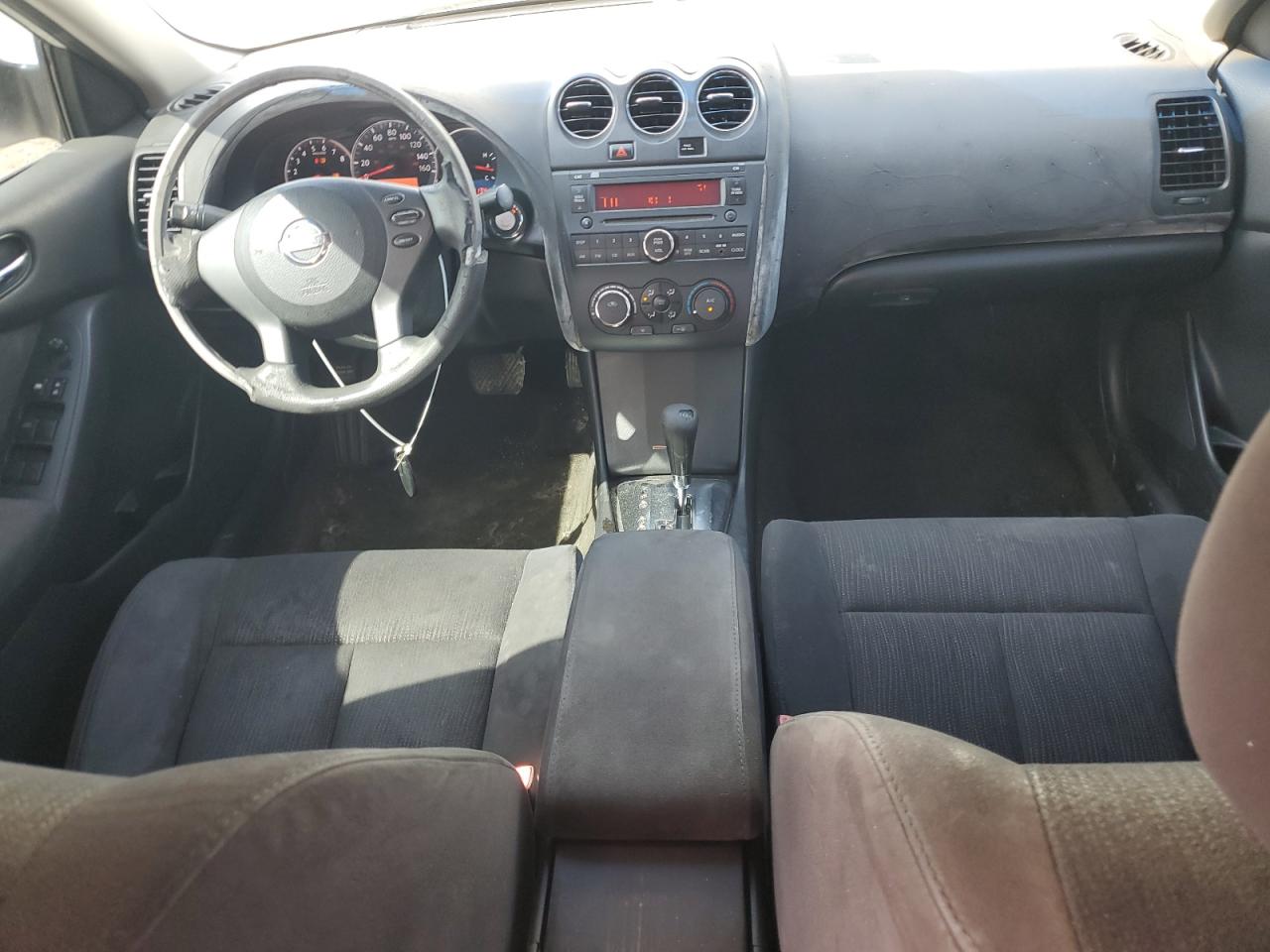 2011 Nissan Altima - Image 8