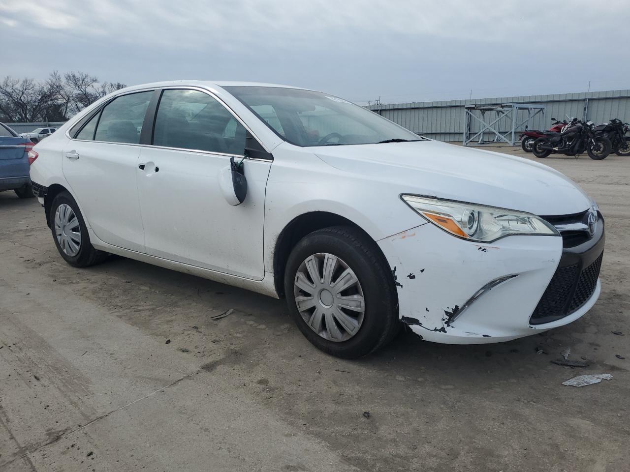 2016 Toyota Camry - Image 4