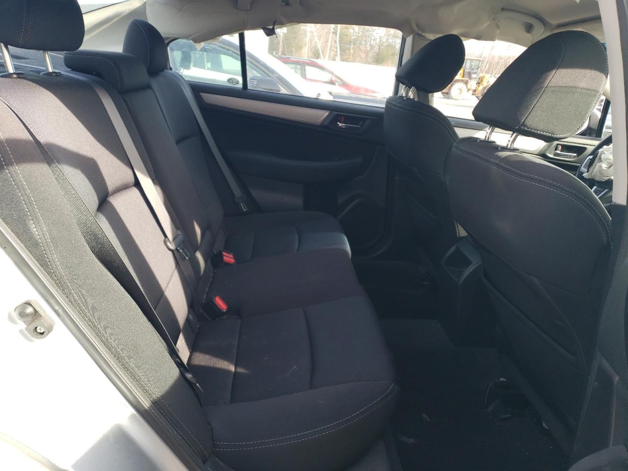2016 Subaru Legacy - Image 10