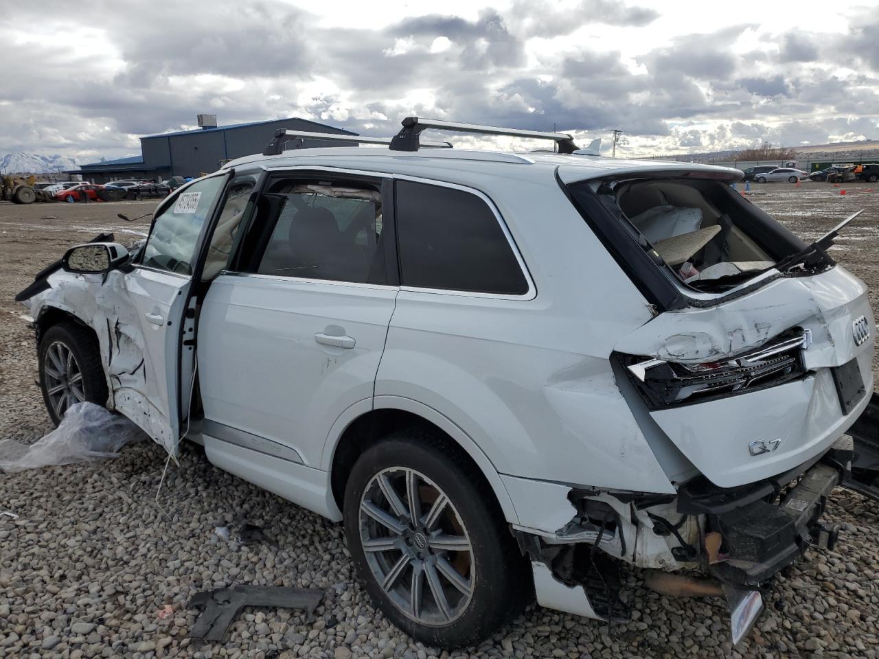 2018 Audi Q7 - Image 2