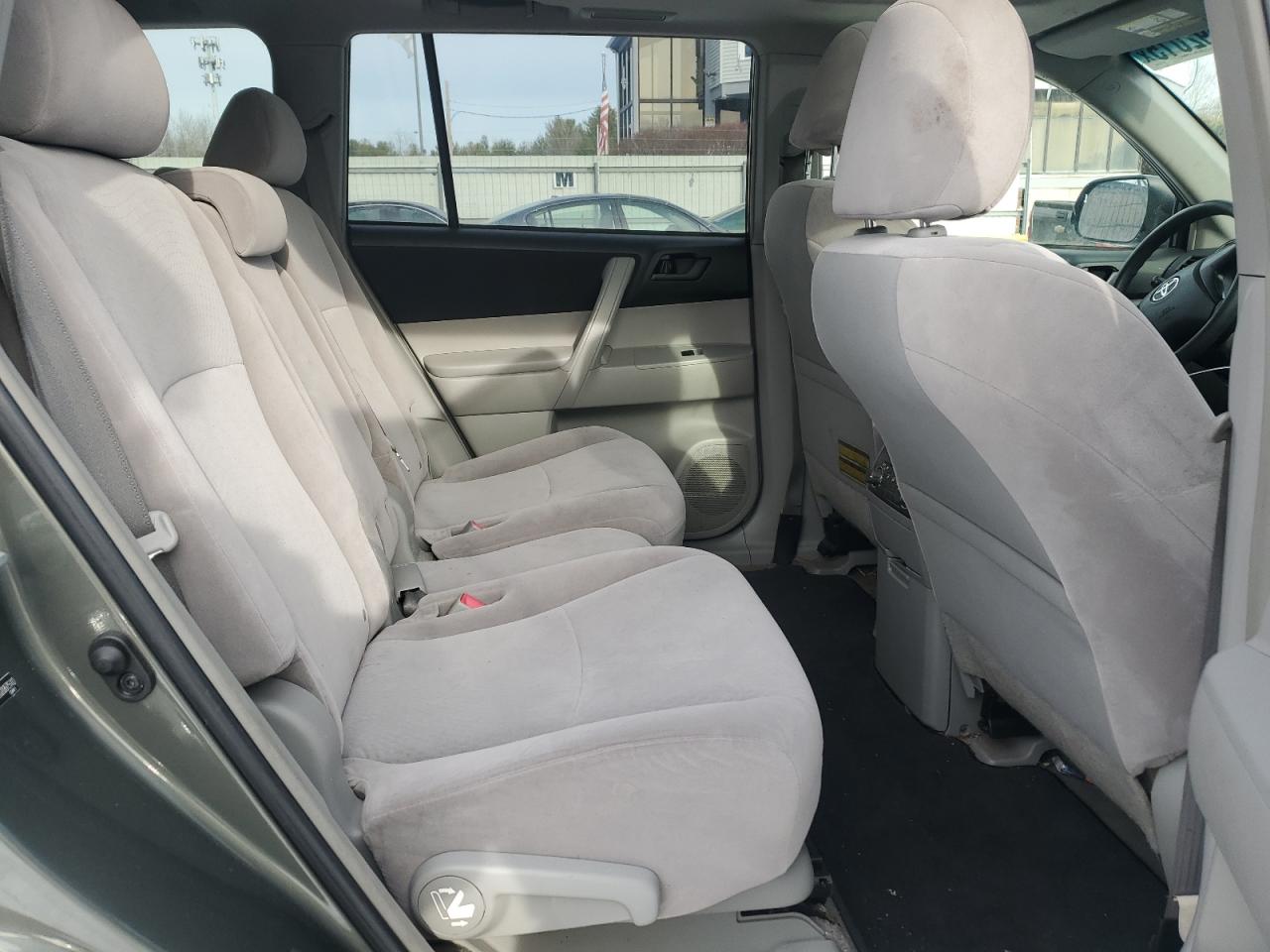 2008 Toyota Highlander - Image 11