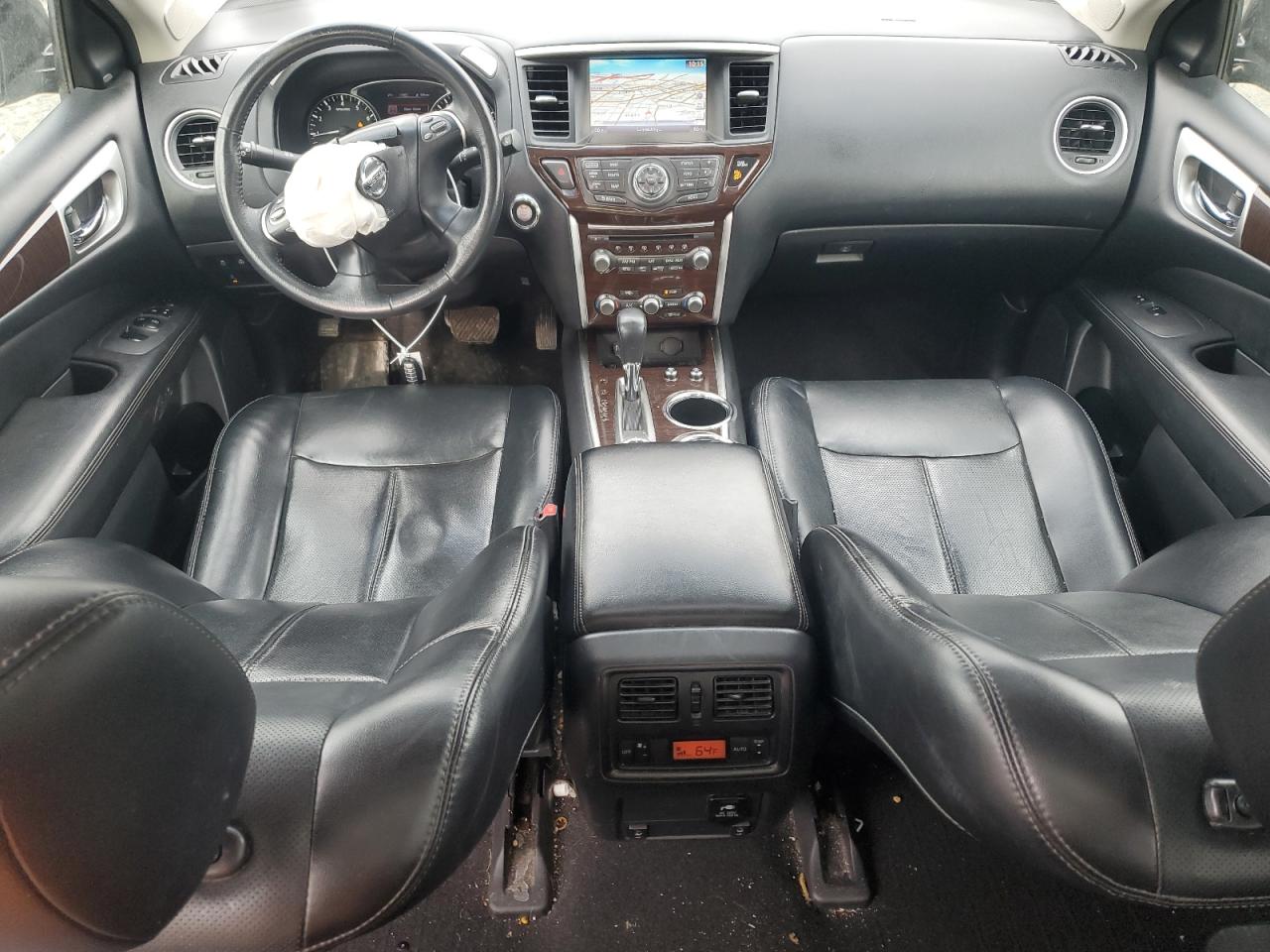 2015 Nissan Pathfinder - Image 8