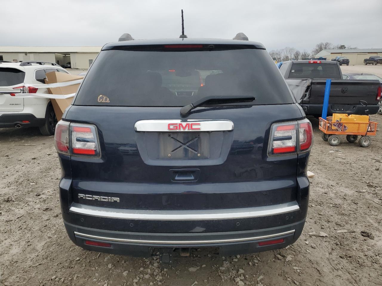 2016 GMC Acadia - Image 6