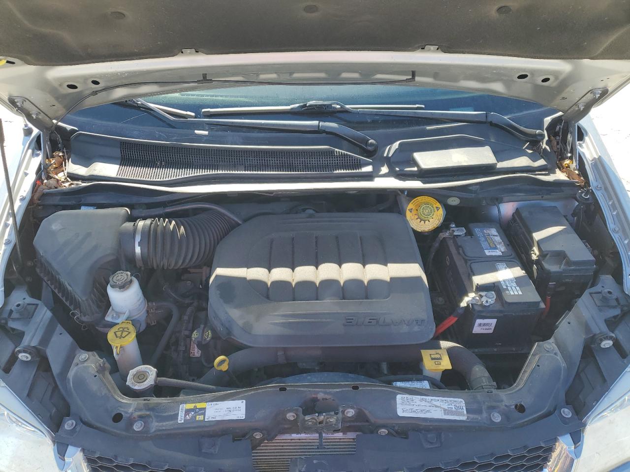 2019 Dodge Caravan - Image 12