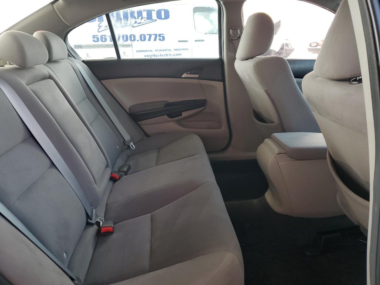 2012 Honda Accord - Image 10