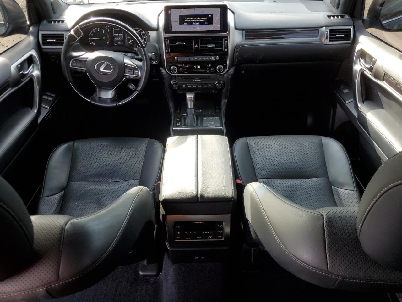 2022 Lexus GX - Image 8
