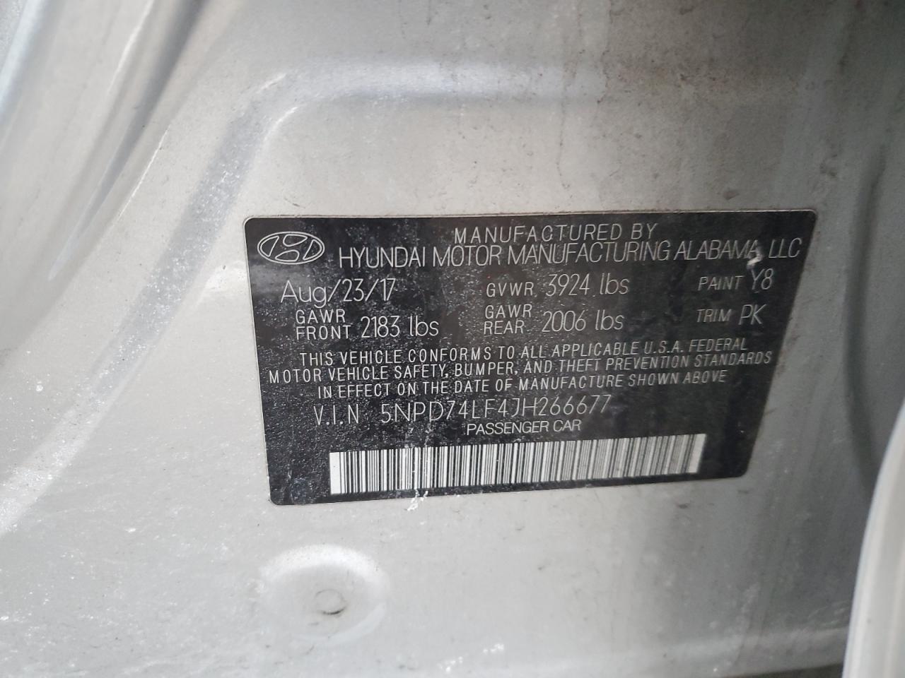 2018 Hyundai Elantra - Image 12