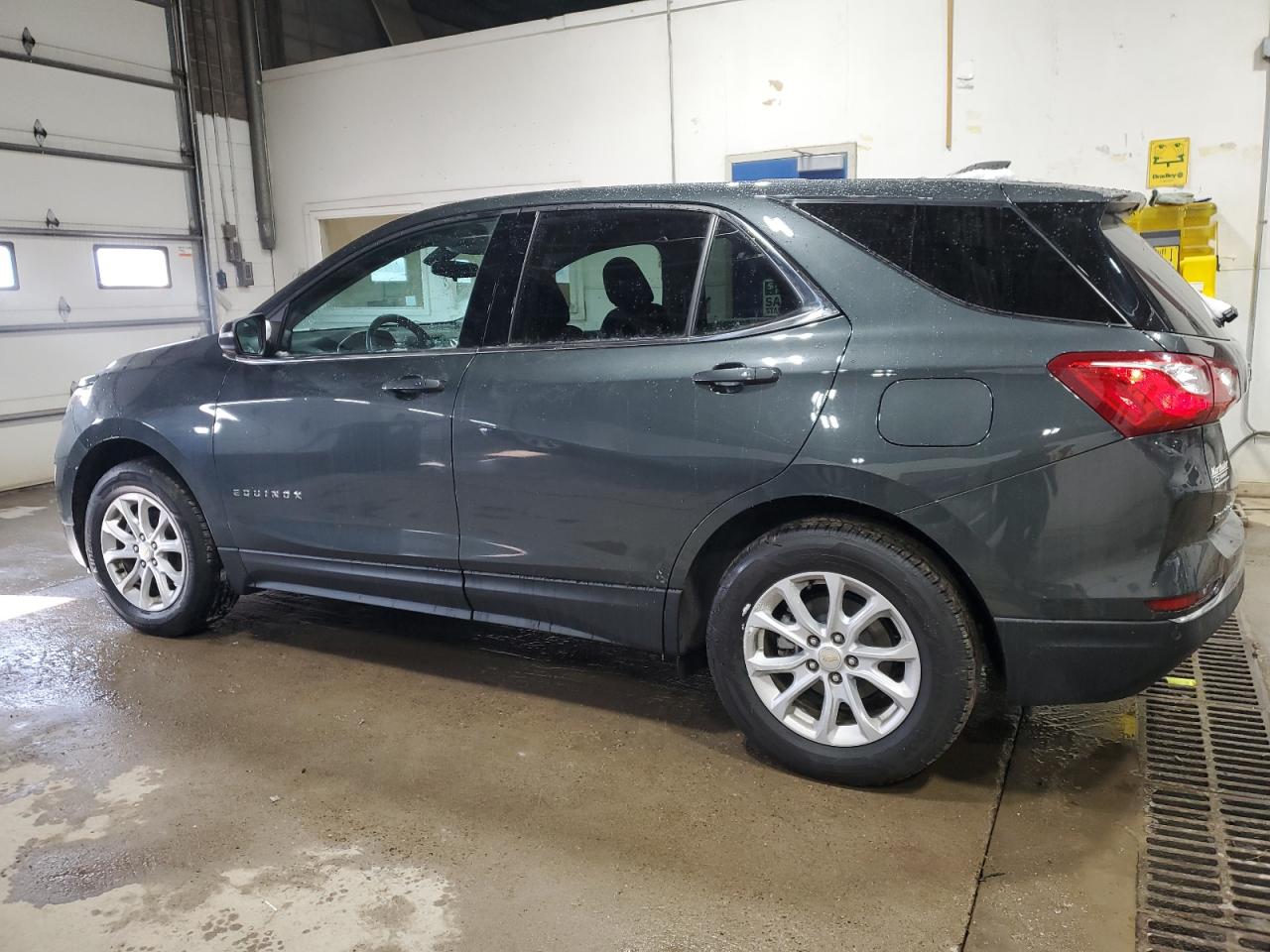 2018 Chevrolet Equinox - Image 2