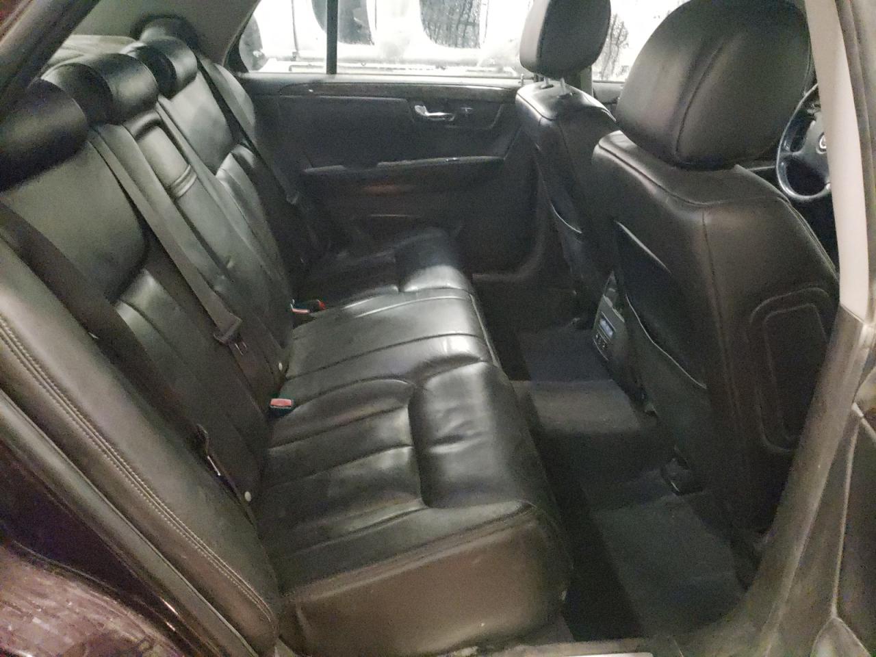 2008 Cadillac DTS - Image 10