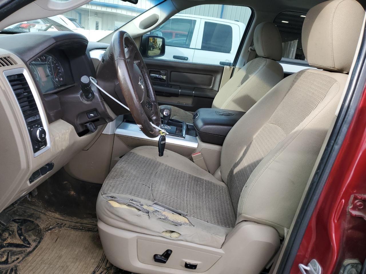 2012 Dodge RAM - Image 7