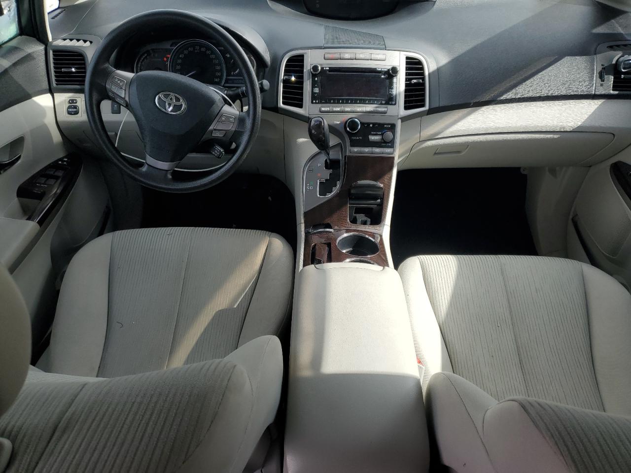 2011 Toyota Venza - Image 8