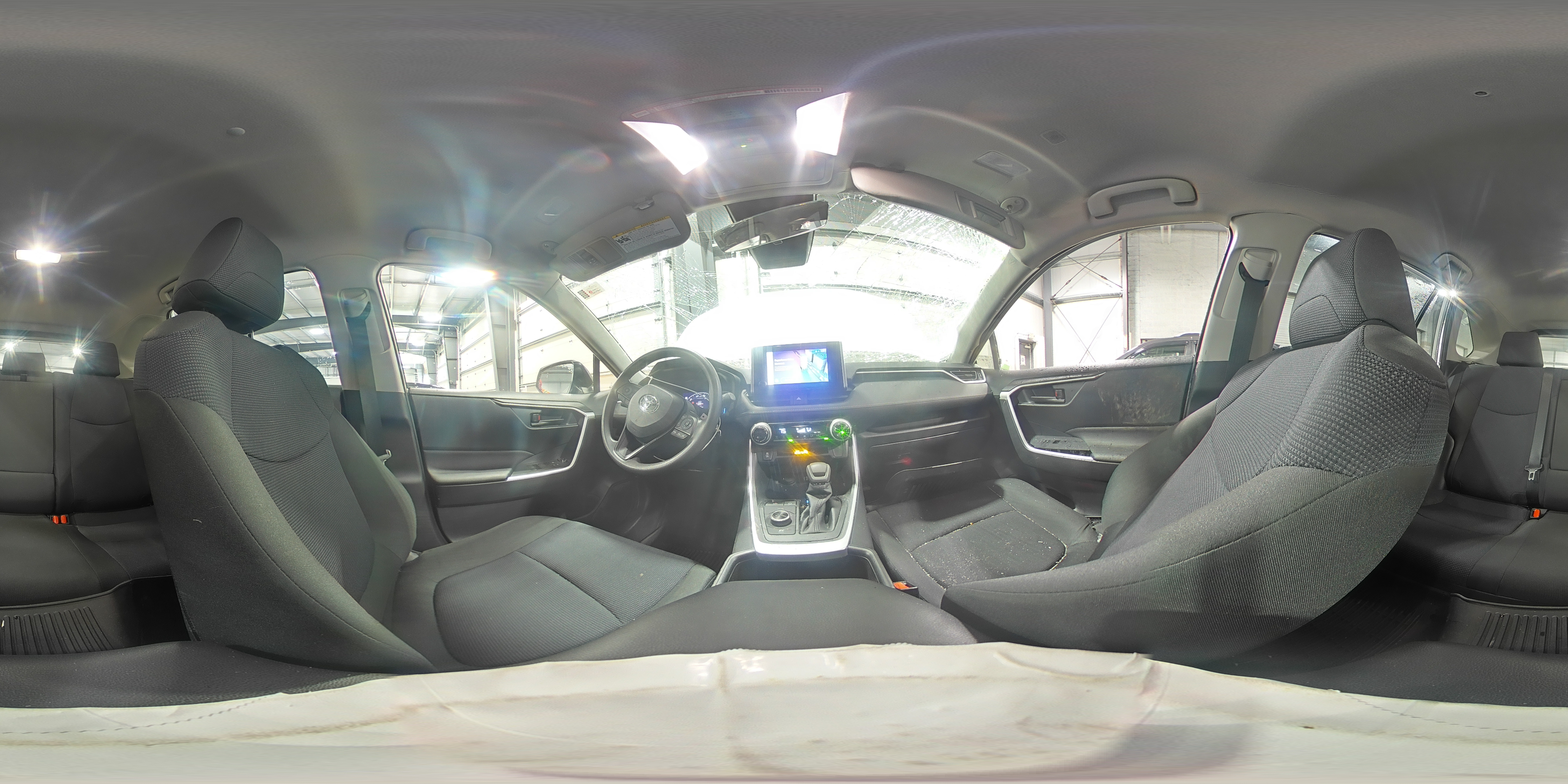 2024 Toyota RAV 4 - Image 15