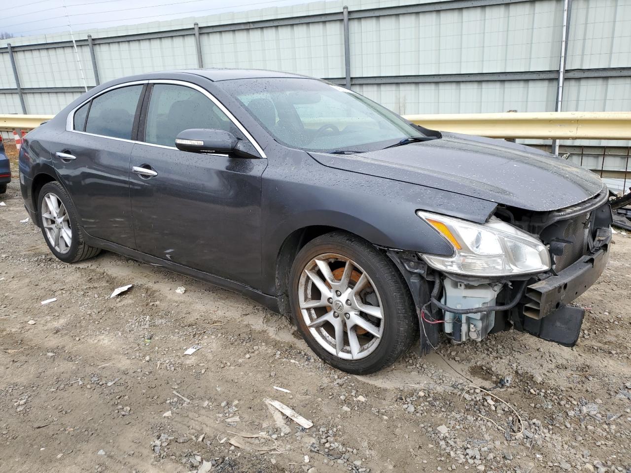 2009 Nissan Maxima - Image 4