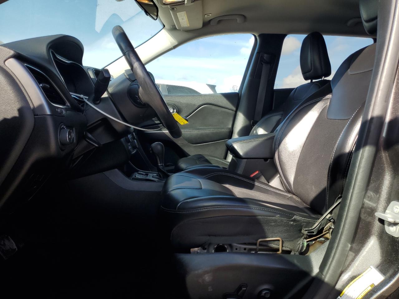 2019 Jeep Grand Cherokee - Image 7