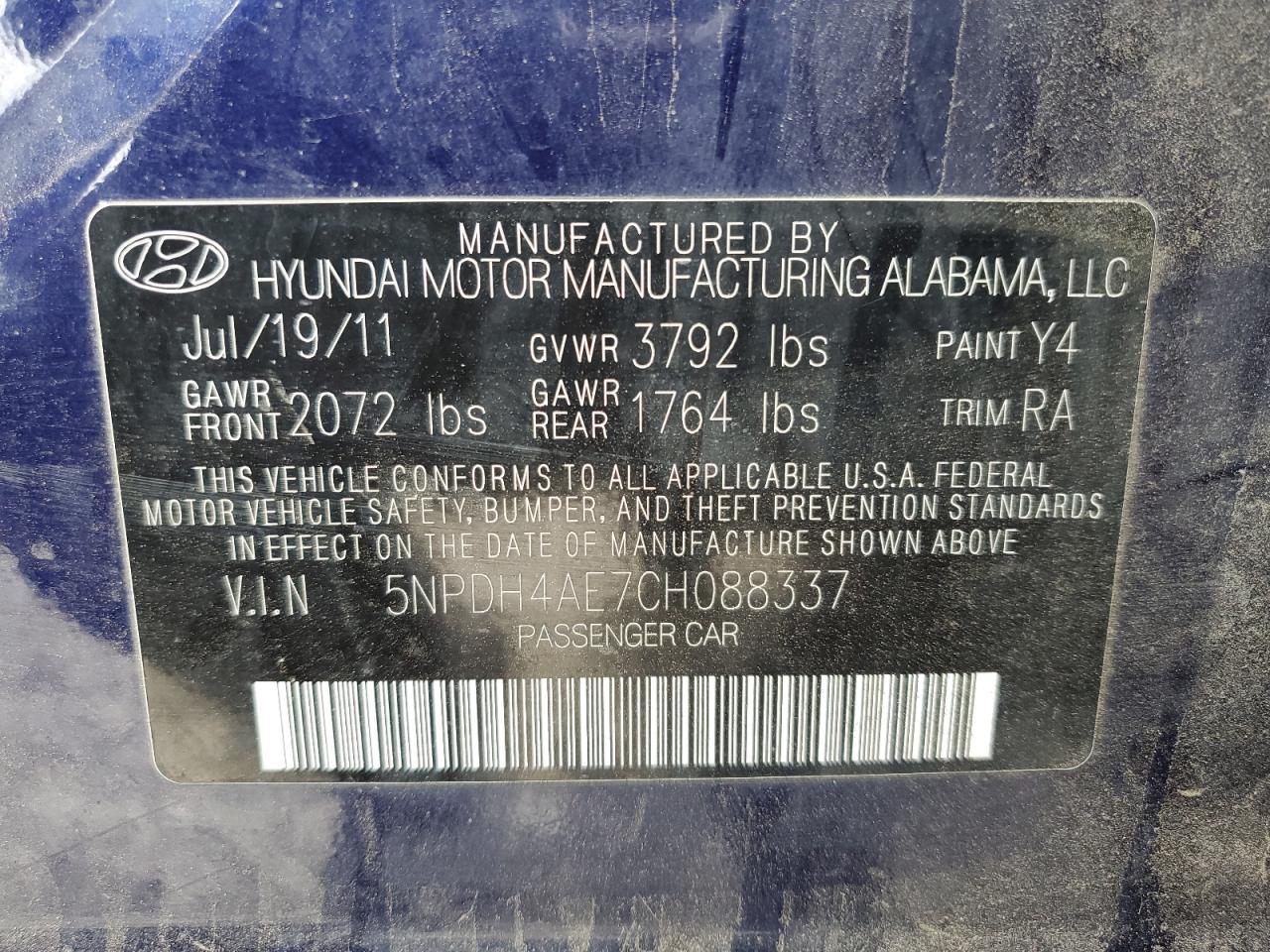 2012 Hyundai Elantra - Image 12