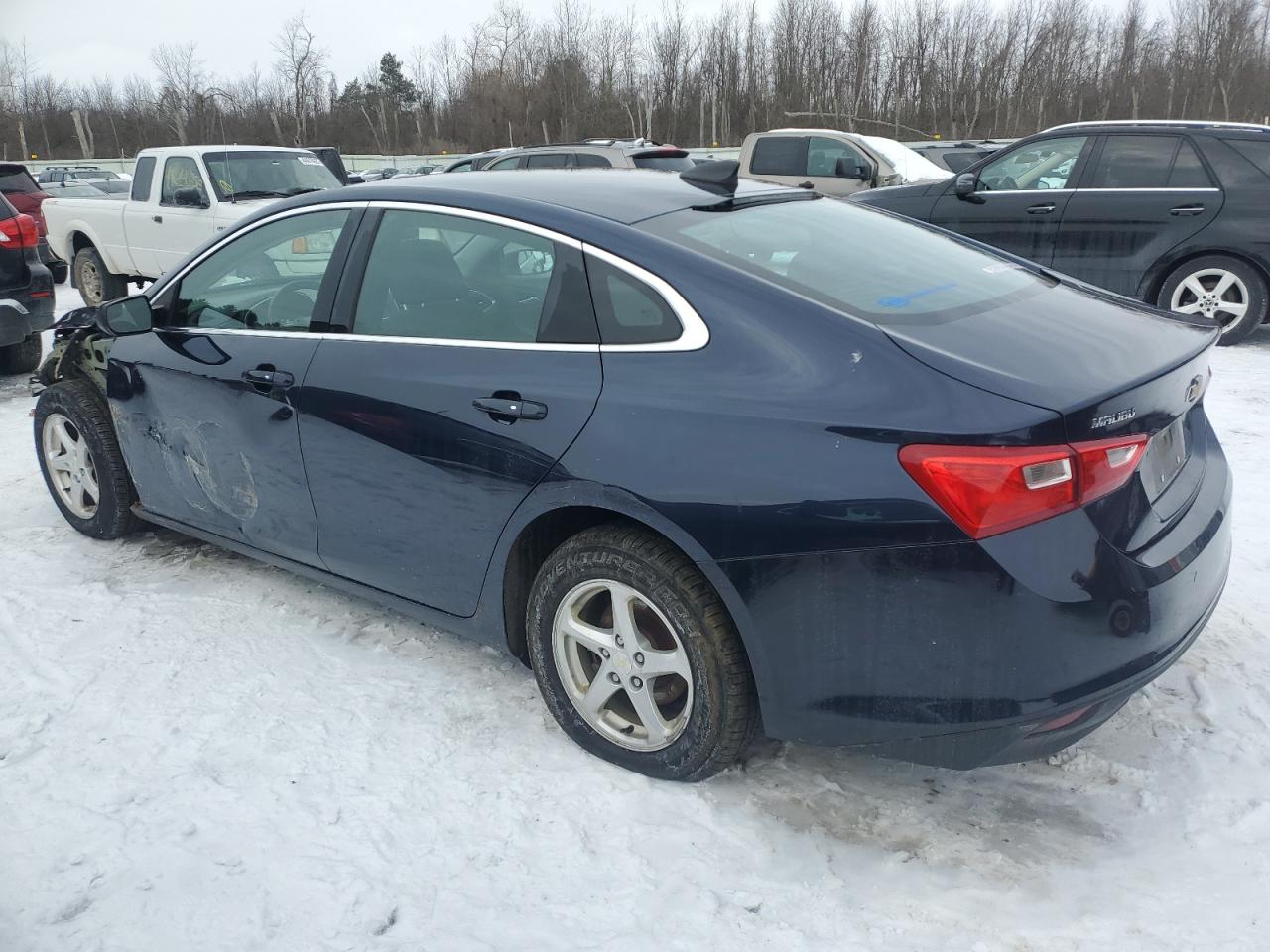 2016 Chevrolet Malibu - Image 2