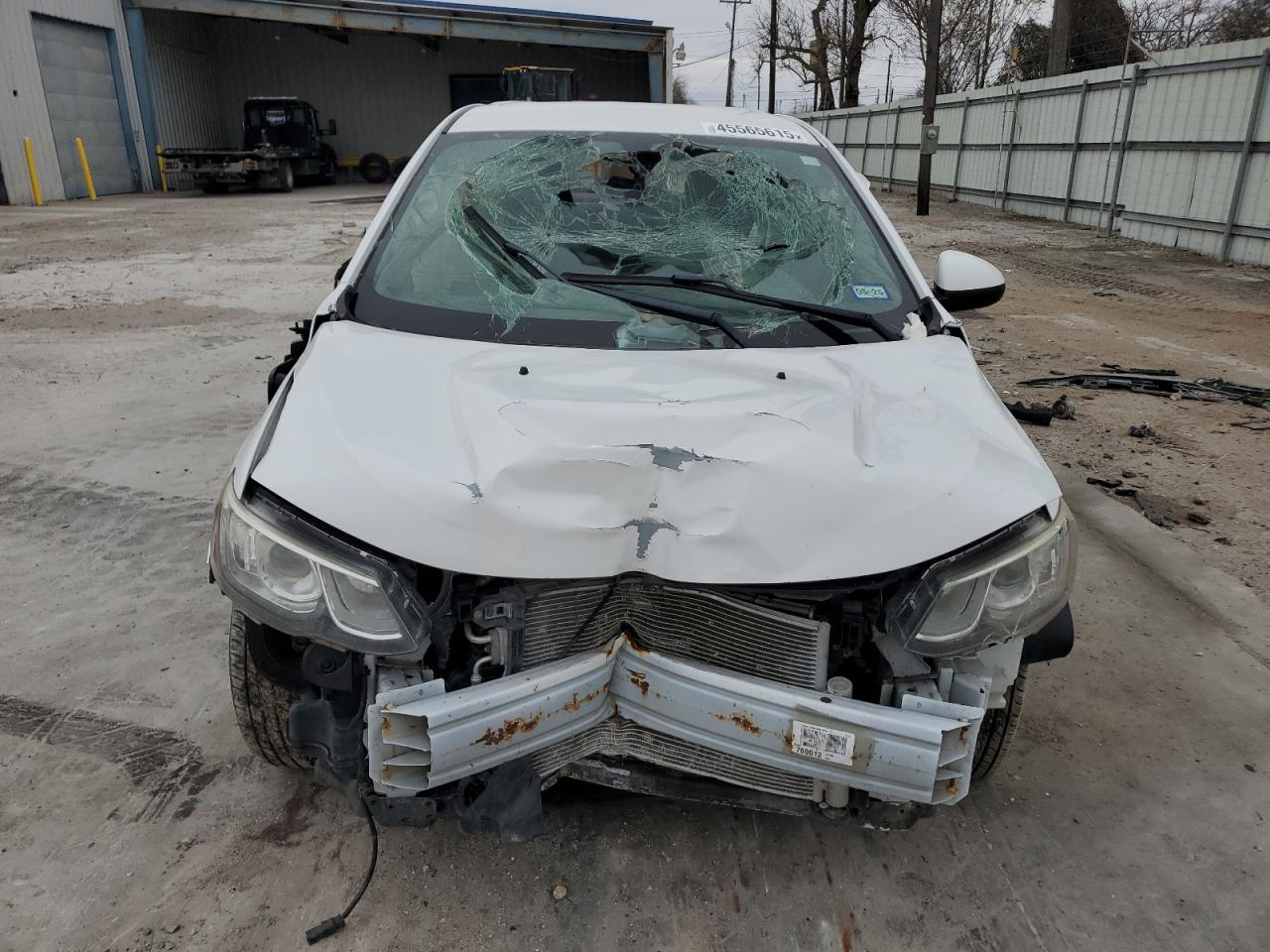 2018 Chevrolet Sonic - Image 5