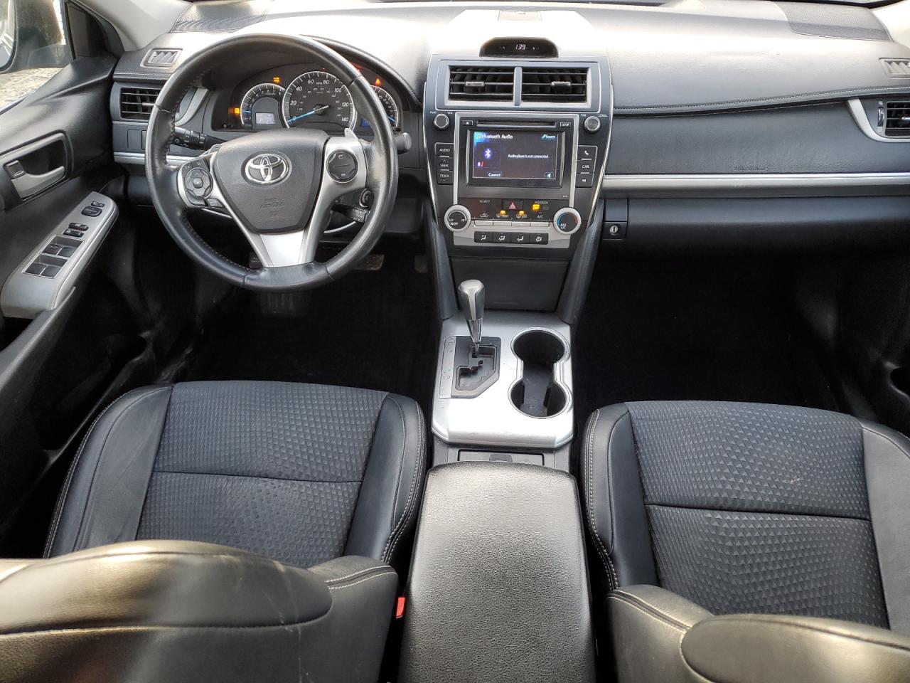 2014 Toyota Camry - Image 8