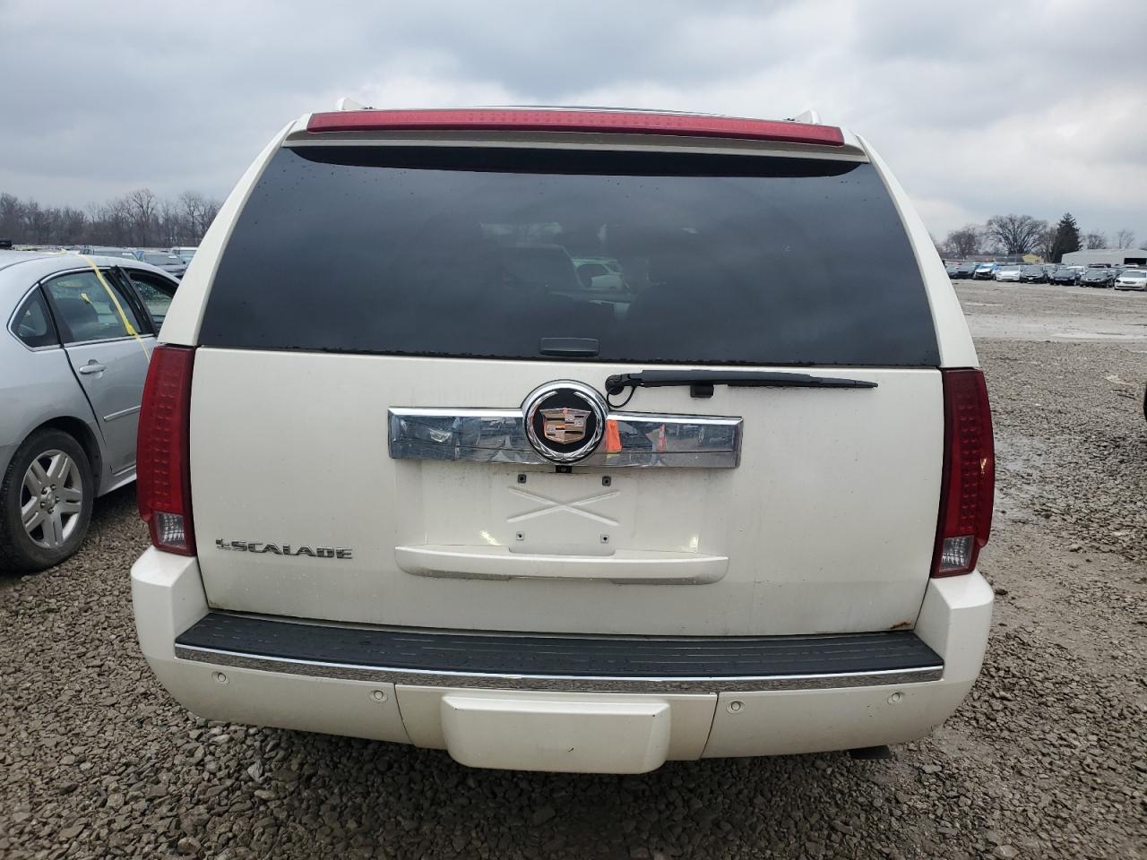 2007 Cadillac Escalade - Image 6