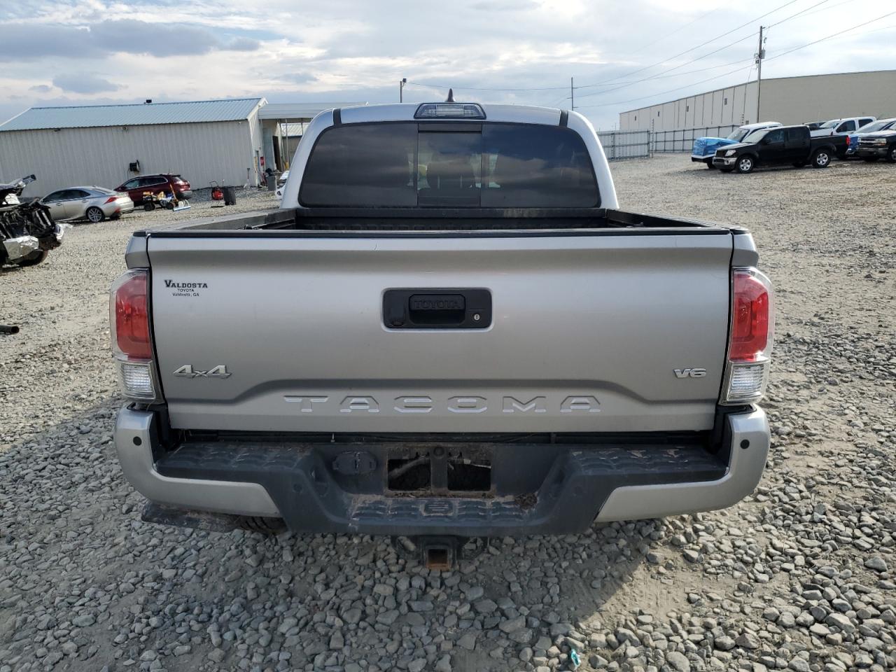2019 Toyota Tacoma - Image 6