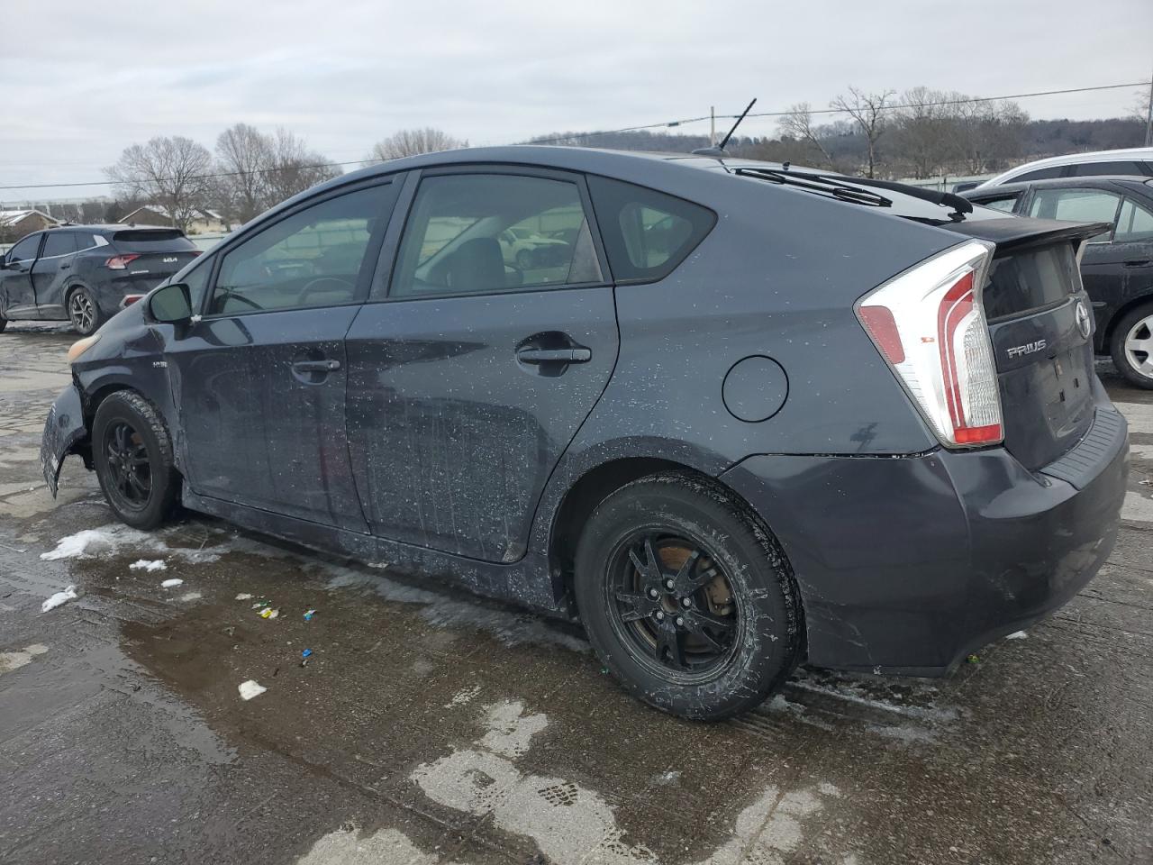 2013 Toyota Prius - Image 2
