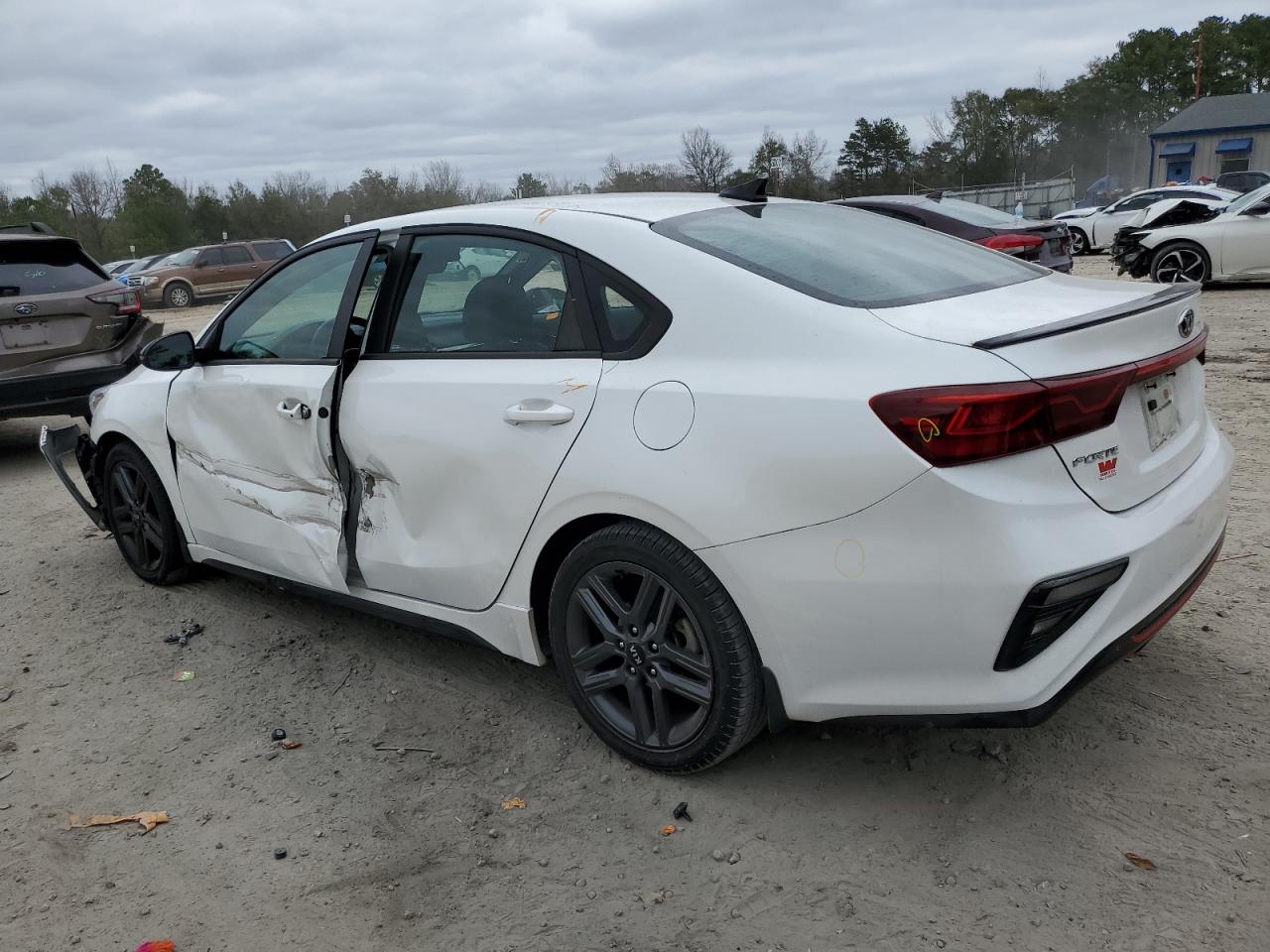 2021 Kia Forte - Image 2
