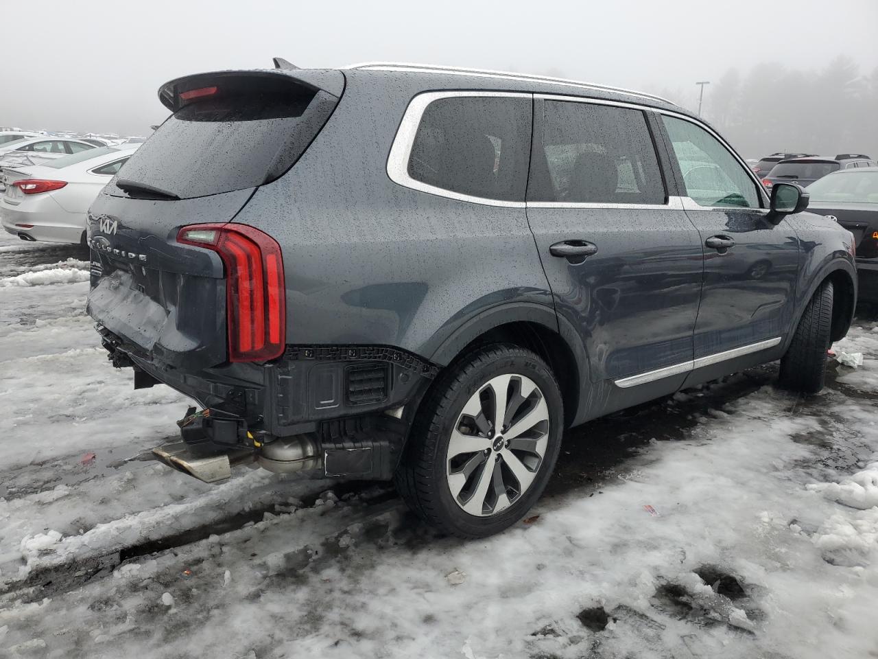 2022 Kia Telluride - Image 3